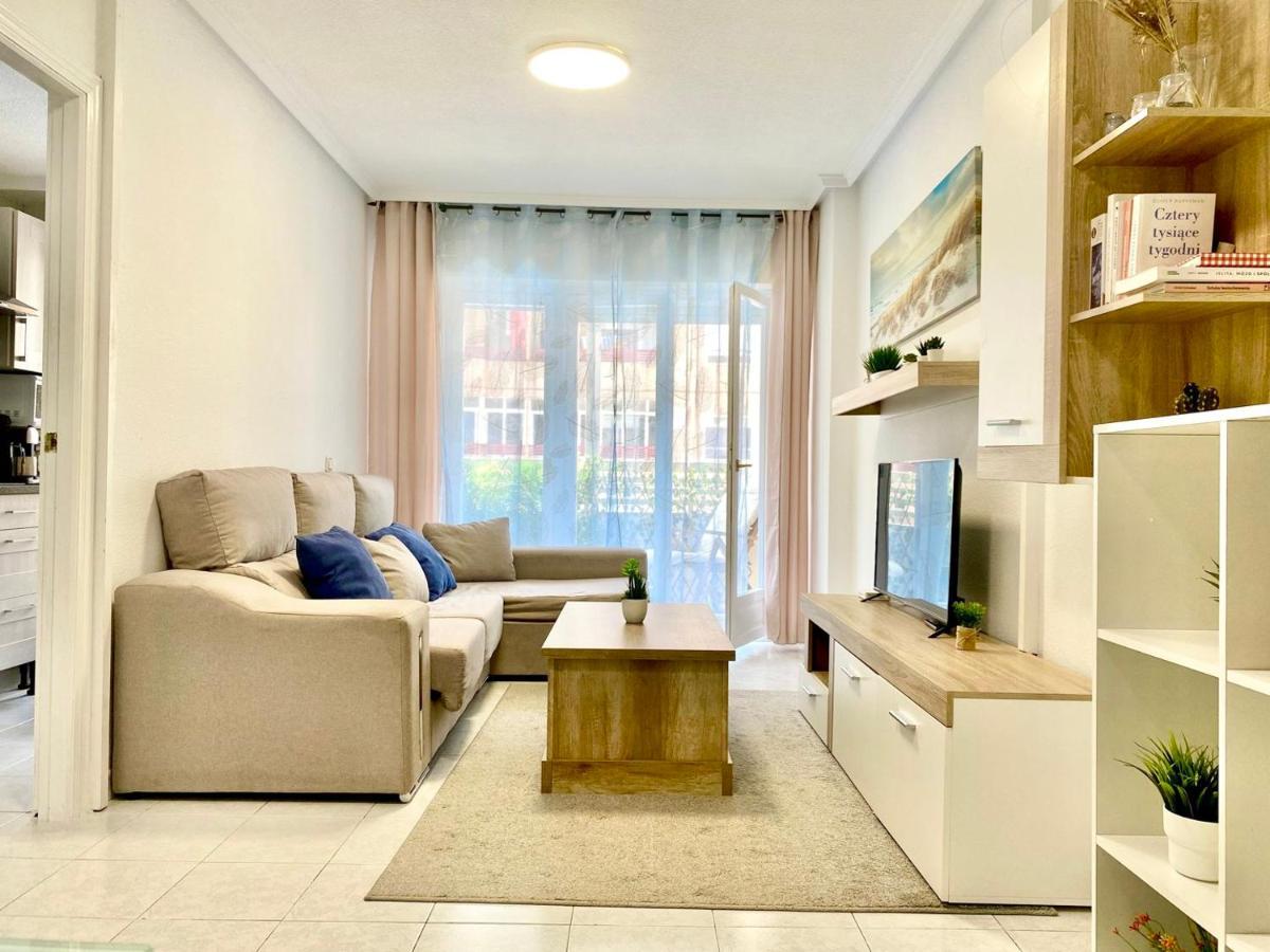 Modern With Swimming Pool Torrevieja